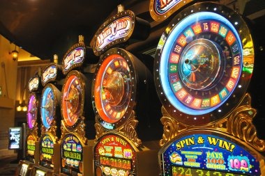 BandarQ live dealer table on 111bola showing card dealing and player interface